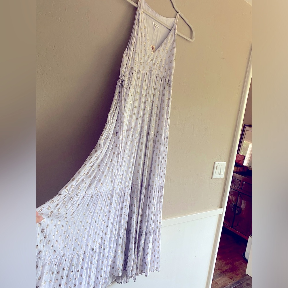 Flowy White and Gold Tiered Maxi Dress